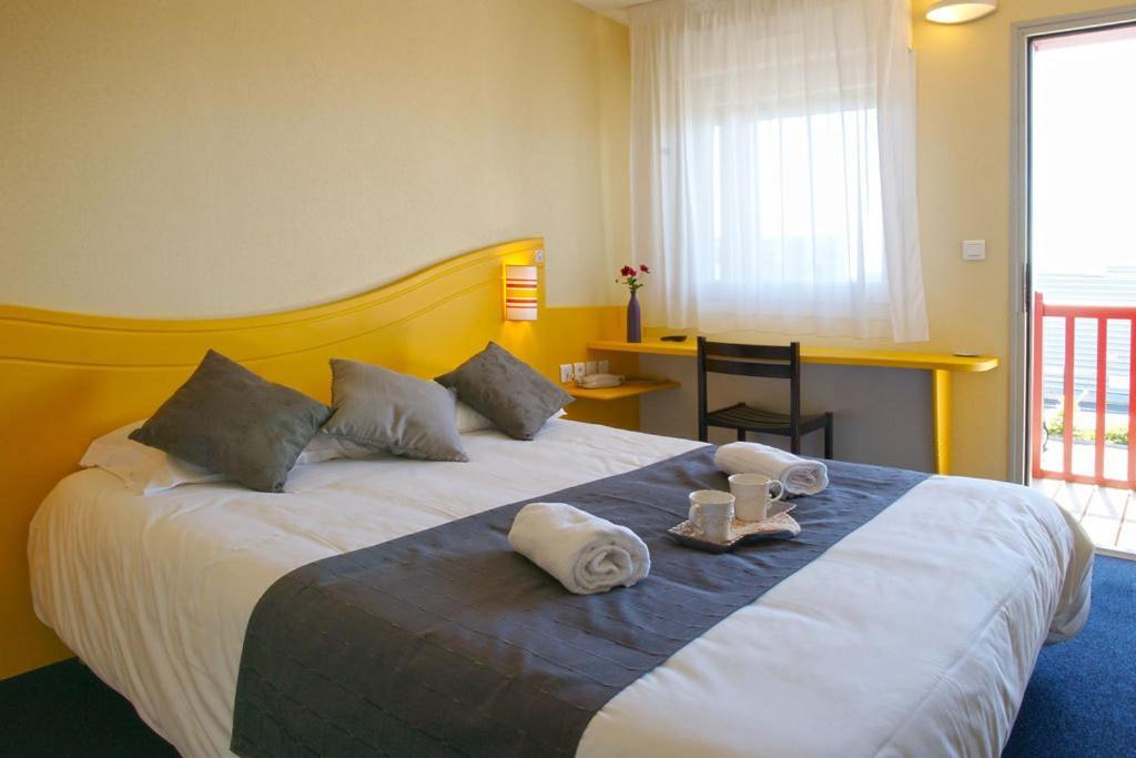 Couett'Hotel Oloron Sainte Marie Eksteriør bilde